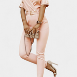 Vivienne Mono s Elegancí Bez Námahy