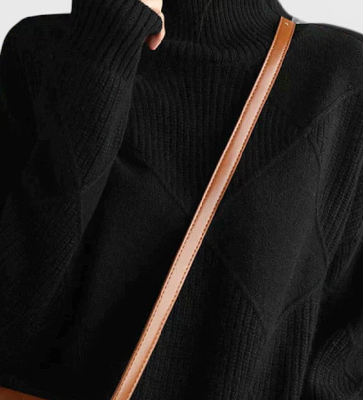 Jasminový svetr s vysokým límcem z kašmíru