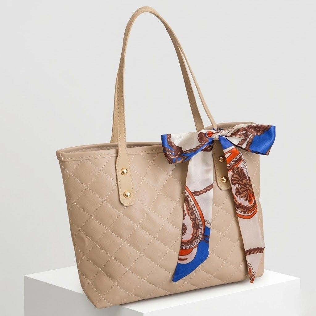 Bolsa de Ombro Acolchoada com Padrão Geométrico e Lenço Decorativo