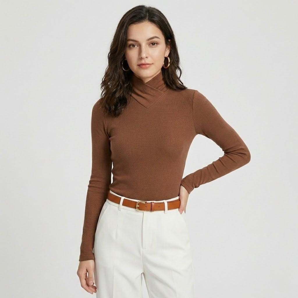 Camisola de malha fina em mistura de viscose | Corte ajustado | Gola estruturada elegante