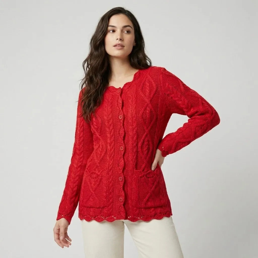 Delicadeza em malha trabalhada | Cardigan leve rendado | Estilo feminino intemporal