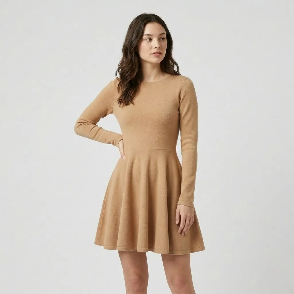 Vestido Curto Evasé | Corte Estruturado | Algodão com Elastano