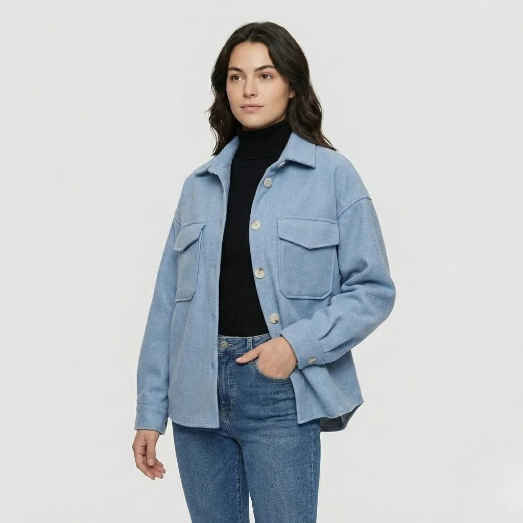 Linha urbana essencial | Casaco tipo overshirt liso | Estilo casual contemporâneo