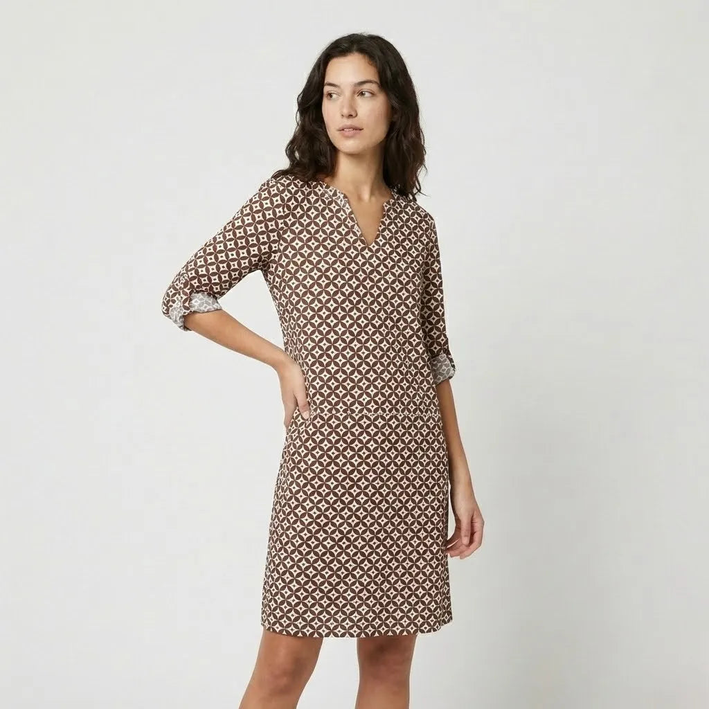 Vestido Curto Estampado | Decote em V | Viscose Leve