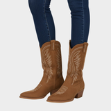 Ella - Stylové vyšívané western boty