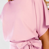 Evie Mono Chic s Plynulou Siluetou