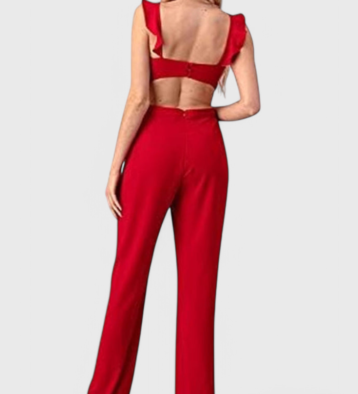 Chantal Mono s Výstřihem a Volány