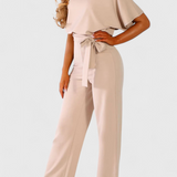 Evie Mono Chic s Plynulou Siluetou