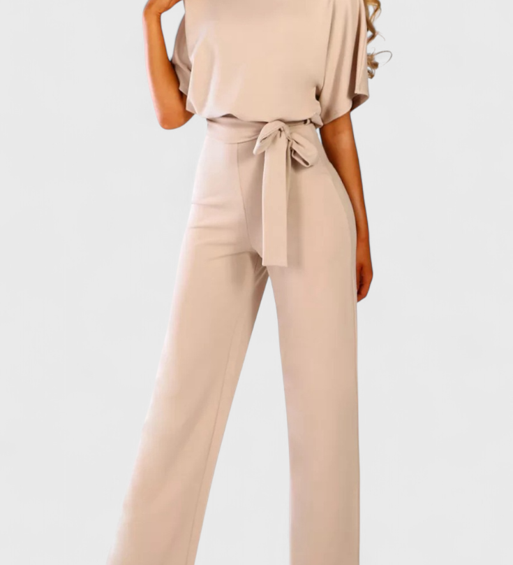 Evie Mono Chic s Plynulou Siluetou