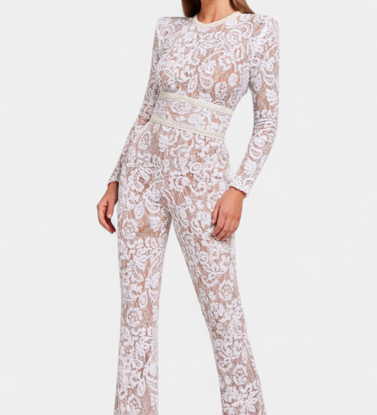 Jimena Mono z Krajky s Flitry a Páskem