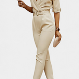 Vivienne Mono s Elegancí Bez Námahy