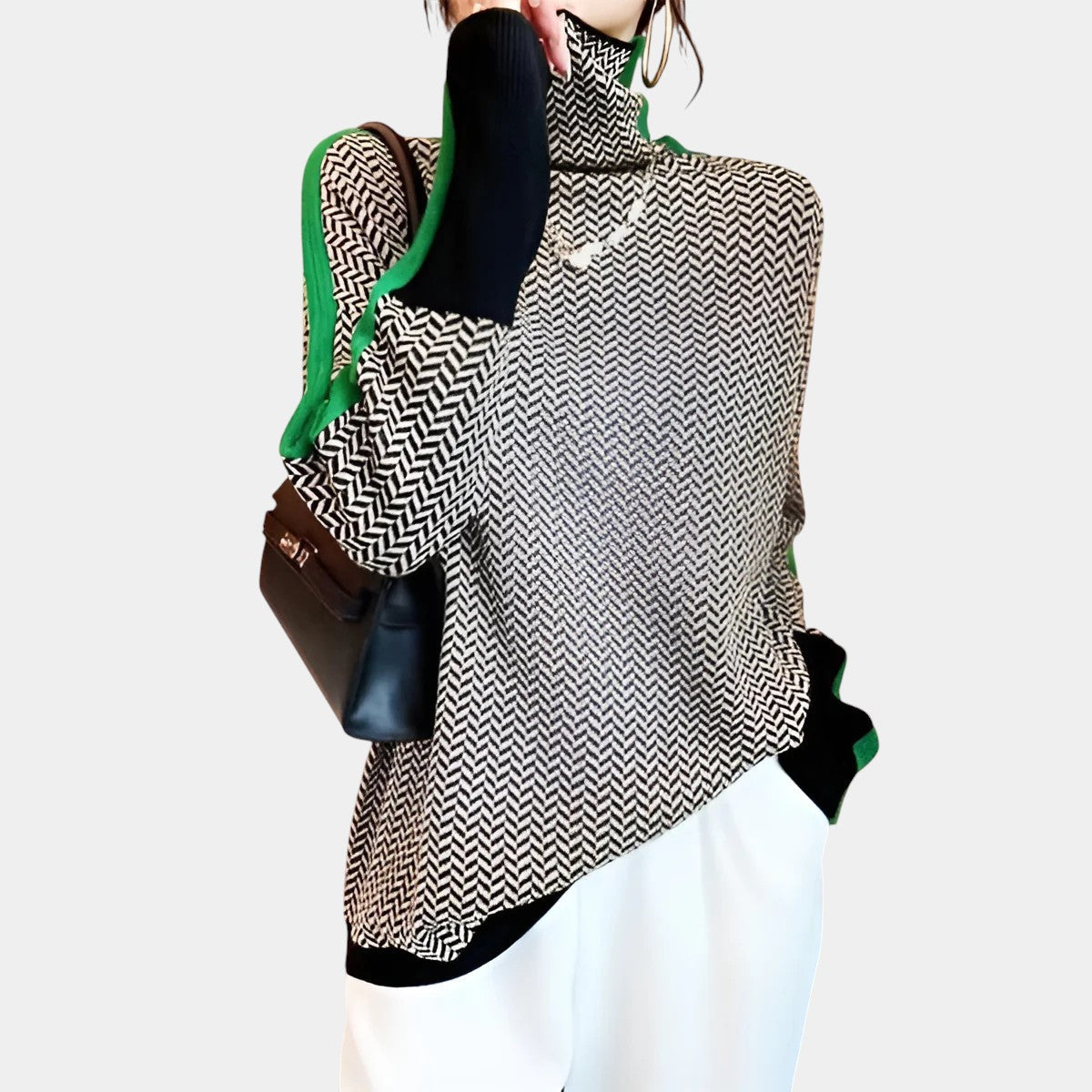 Vera Svetr s Vysokým Límcem a Pruhy